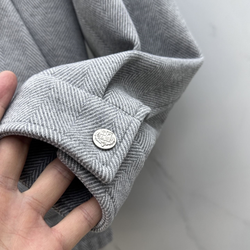L0r0 P1ana outwear